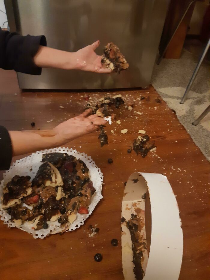 04-16-08-16512377081380368785