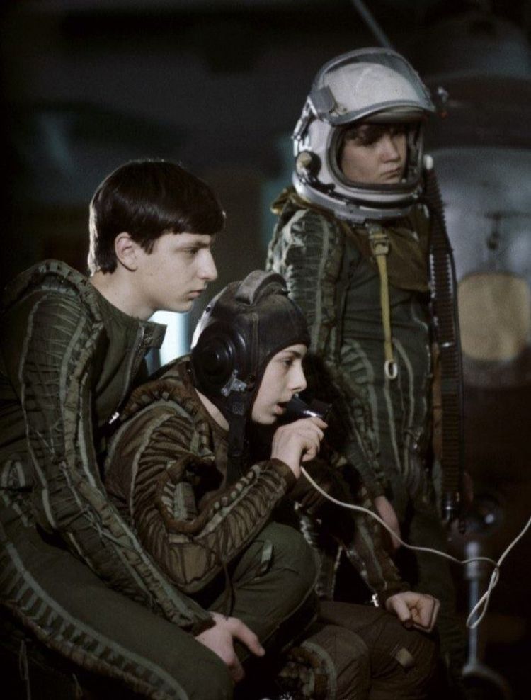 04-17-08-16499453351359558175