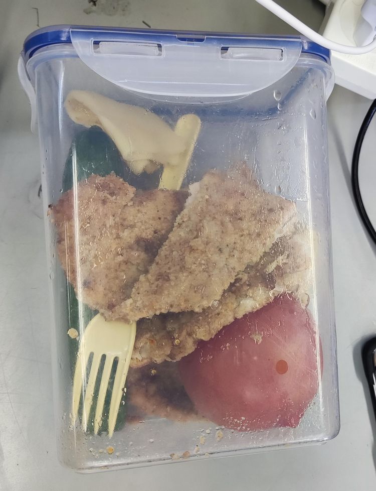 04-19-48-16504733021432766320