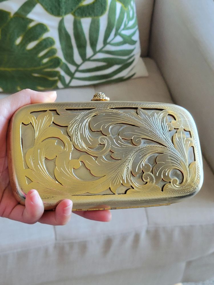 05-13-36-16536477841939519239