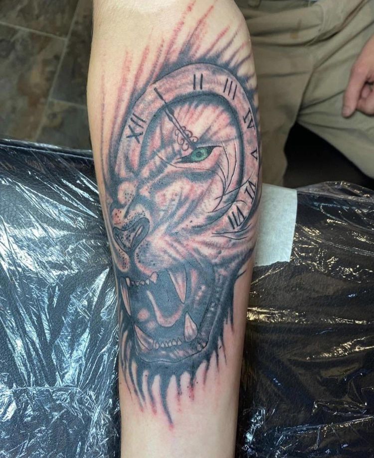 06-11-47-16552828751145299988