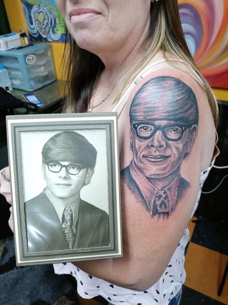 06-11-48-16552828801109754507