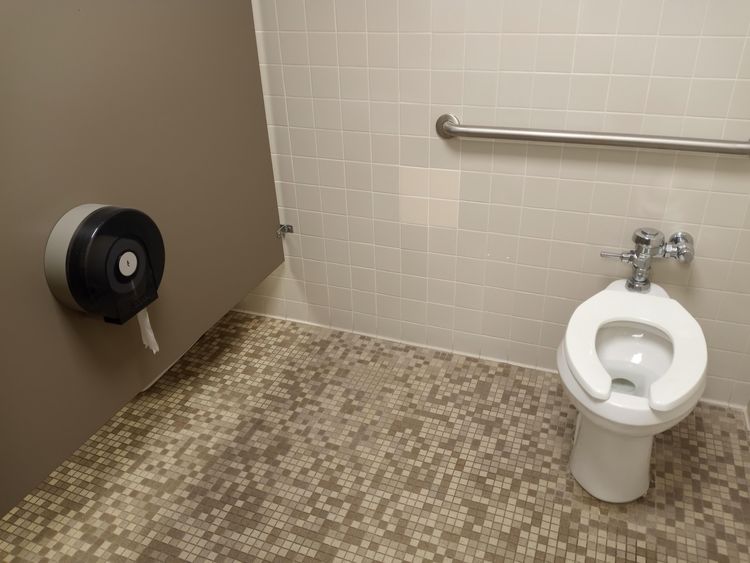 06-12-10-1654247410419582064