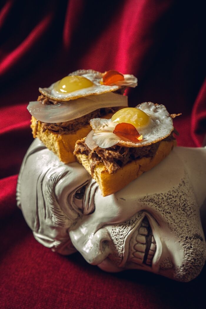 06-12-42-1655458943976165364