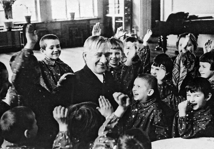 06-13-40-16546848391223936366