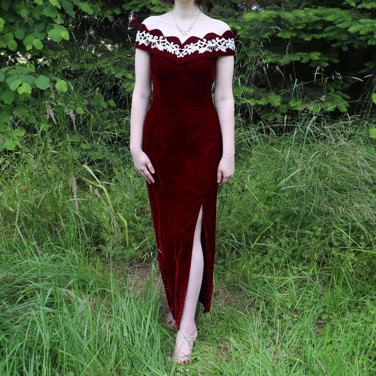 06-15-15-1655813759331640227