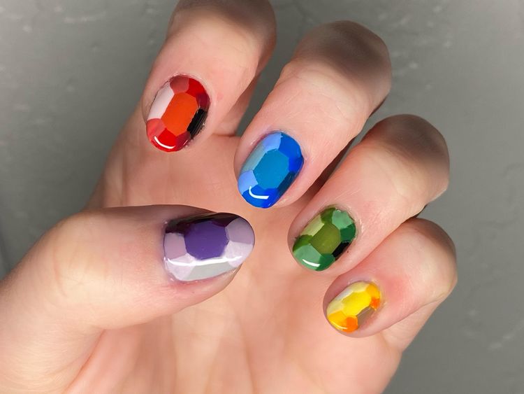 07-12-25-16588275042094716742