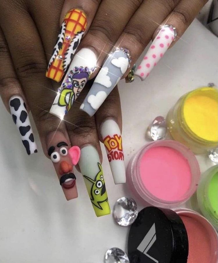 07-17-46-1658241961596729279