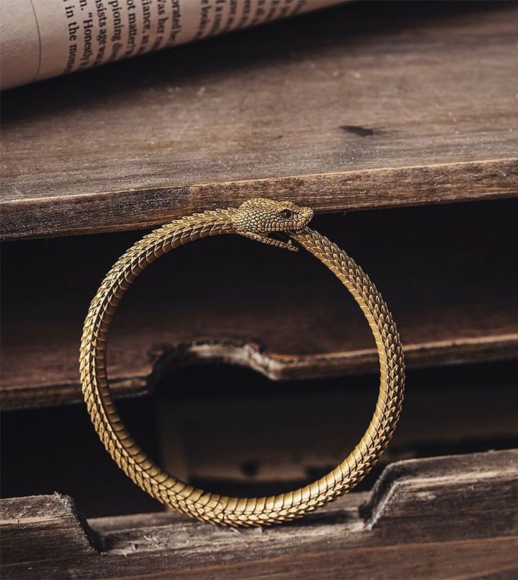 08-12-20-16608144021676123113