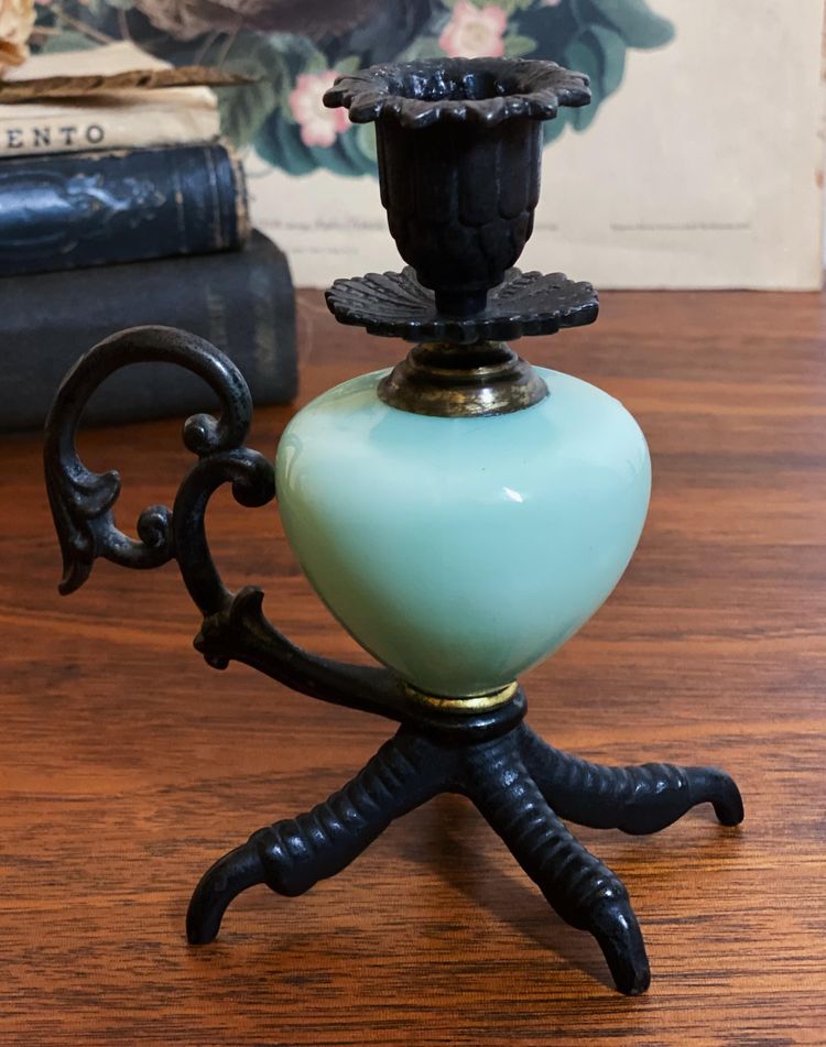 08-12-57-1660643849597558355