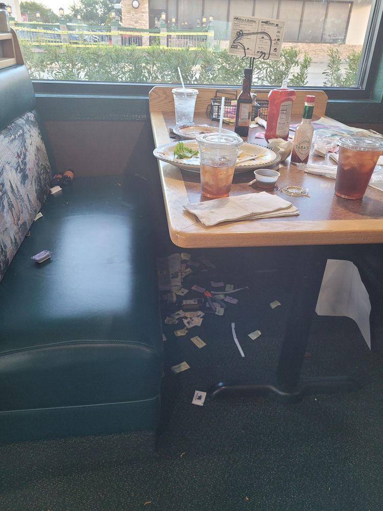 08-14-40-16603044301351137093