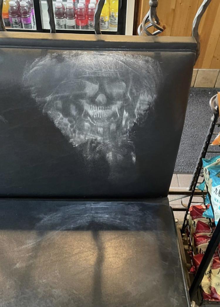 08-21-56-16611946191765182502