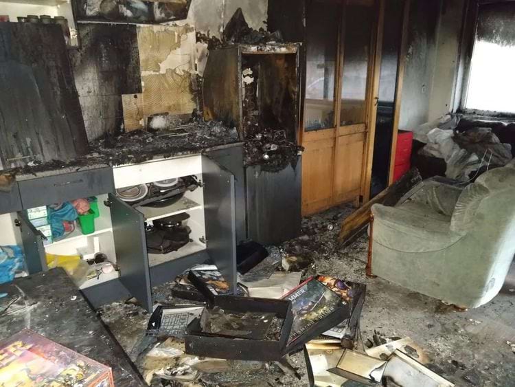 дом после пожара