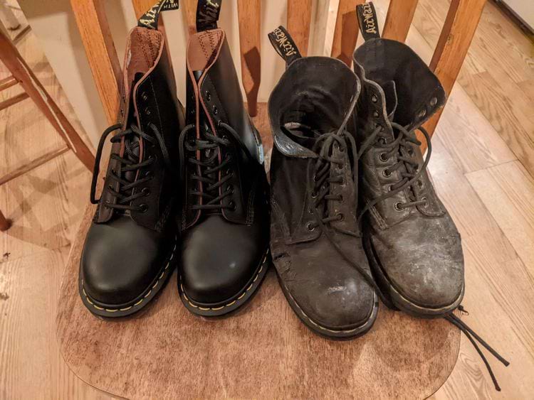 Новая пара Dr. Martens по сравненияю её старой парой