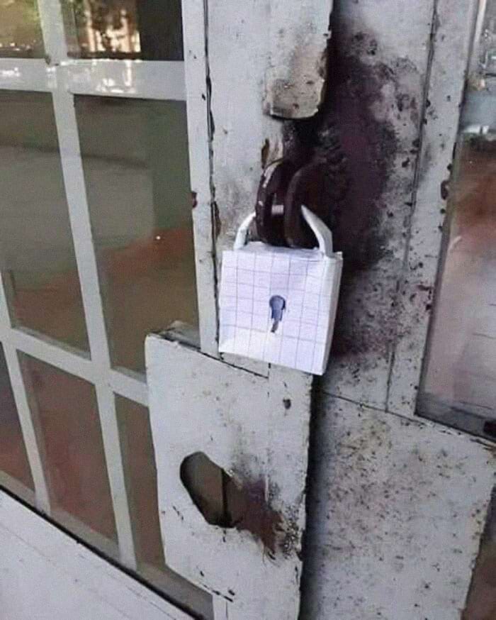 навесной замок из бумаги