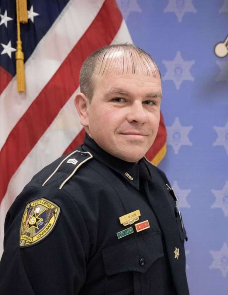 странная причёска у мужчины