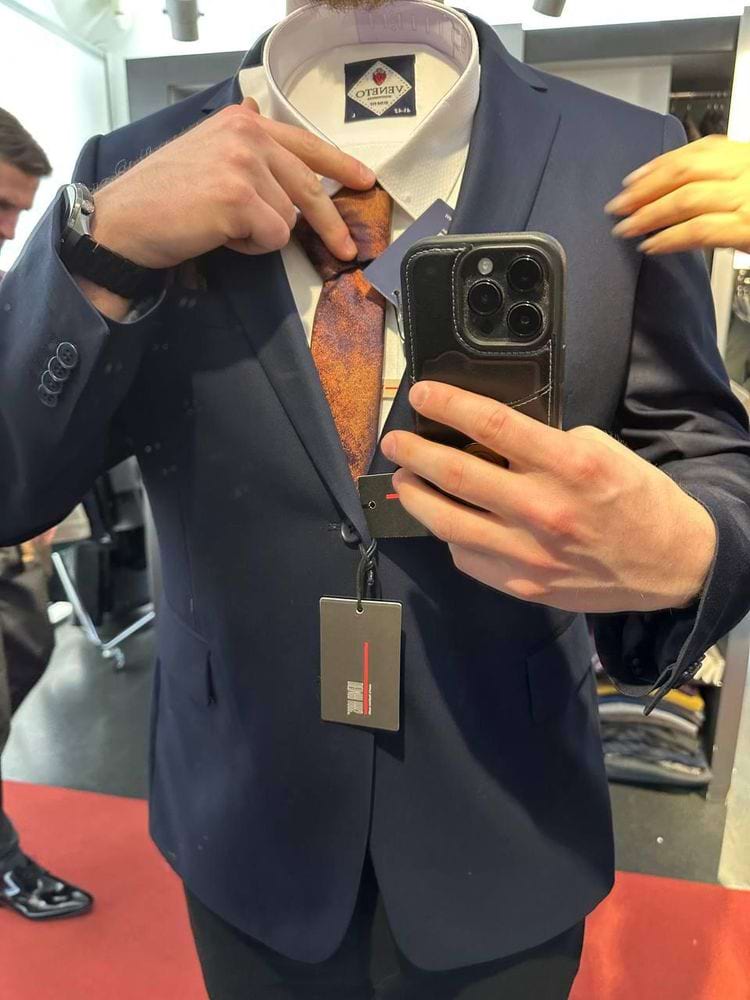 иллюзия мужчины без головы