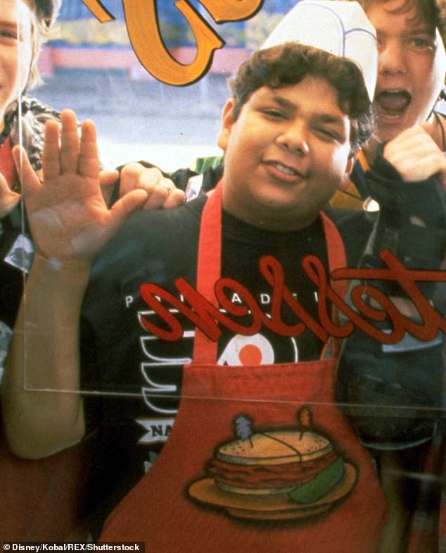 24021850-7943643-1992 Weiss as Greg Goldberg second from left in a picture taken -m-5 1580319423604