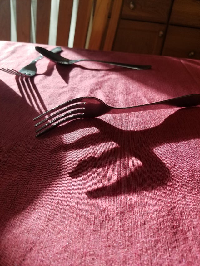 19 раз, когда случайный арт оказался лучше настоящего, и всё это ...