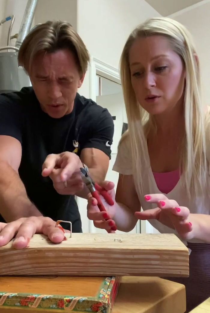 finger-stapler-nail-prank-justin-flom-12-5f34ef46adeda 700 0