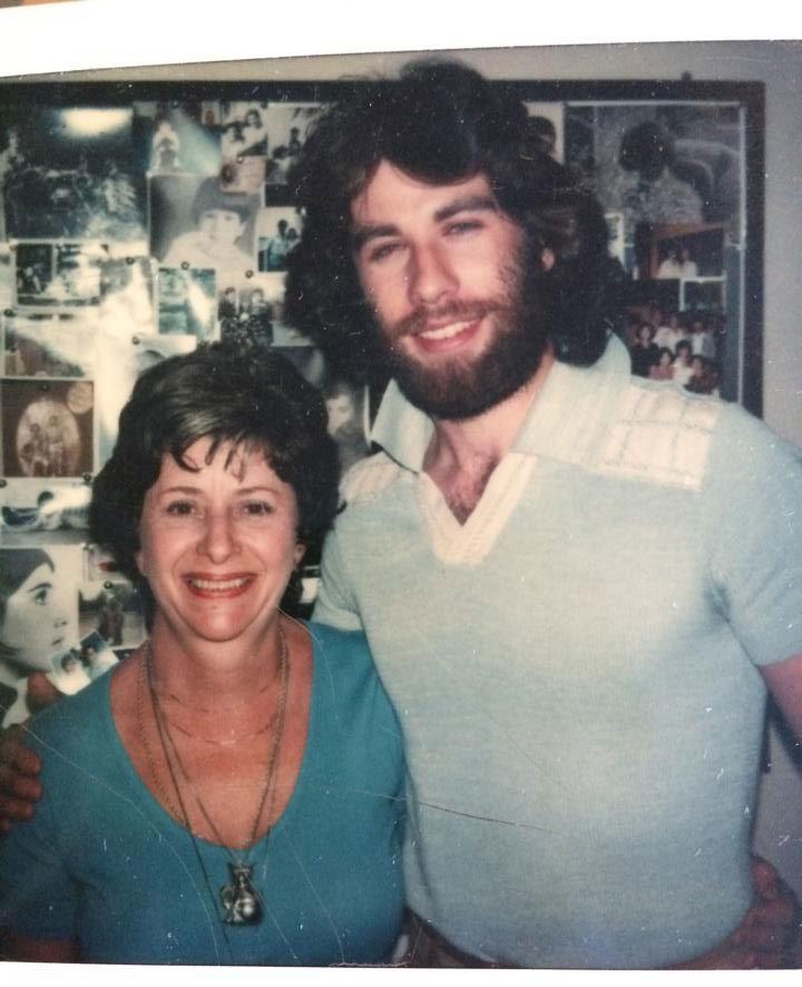 обычные люди встречались со знаменитостями, знаменитости встречались с обычными людьми, с кем встречались знаменитости