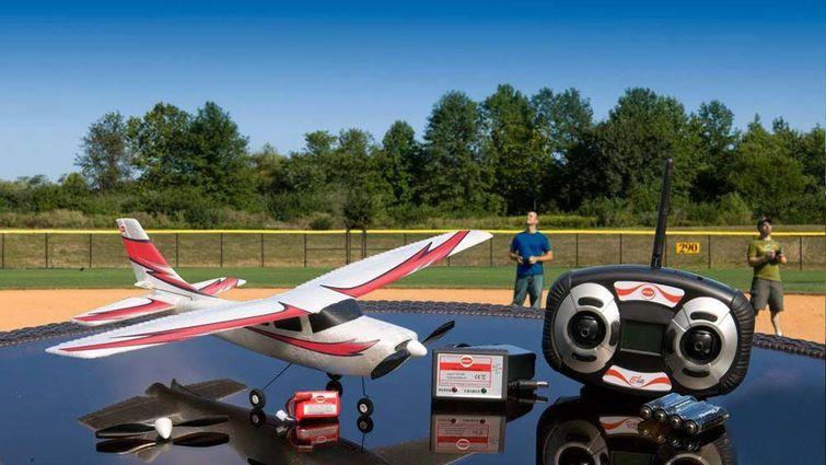 опасные игрушки, опасные игрушки из прошлого, опасные детские игрушки