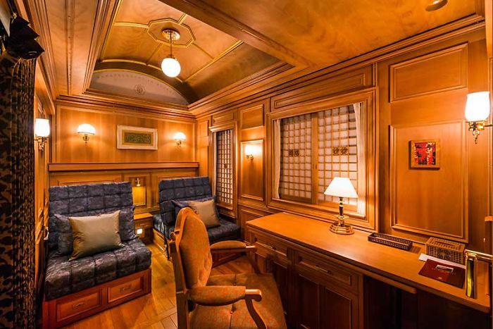 спальные поезда японии, японские спальные поезда, железные дороги японии, спальные места поезда Япония