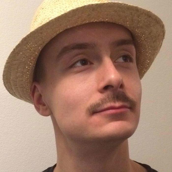 механический цветок, механический тюльпан, механический цветок расцветает от прикосновения