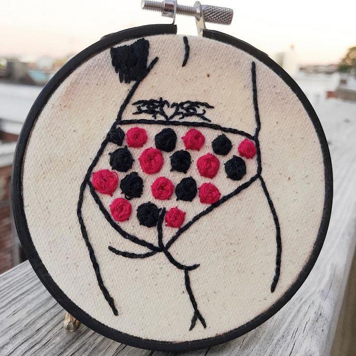 нескромные вышивки, вышивки тел, девушка пропагандирует бодипозитив