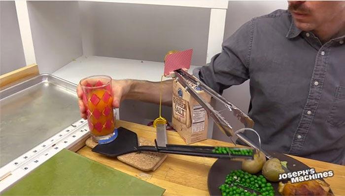 Мужчина создал машину с цепной реакцией, Cake Server,  Джозеф Гершер, Joseph’s Machines