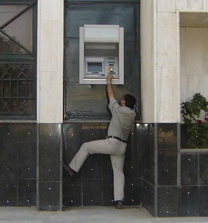 Неужели это нельзя было сделать нормально или 30 творений от мастеров с кривыми руками абсурдные вещи, криворукие мастера, мастера с кривыми руками, нелепые вещи