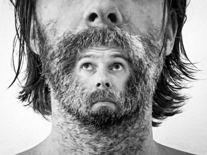 Мужчина не выносит скучных селфи в Инстаграме, Lillwihlen 