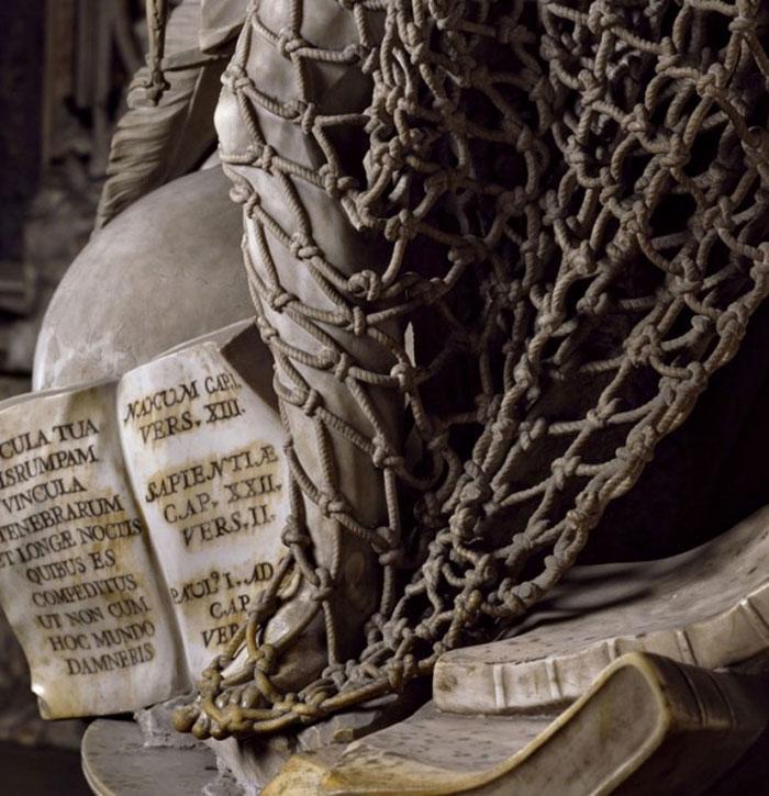 сеть из мрамора, скульптура Освобождение от обмана, Капелла Сан-Северо, Франческо Кейроло