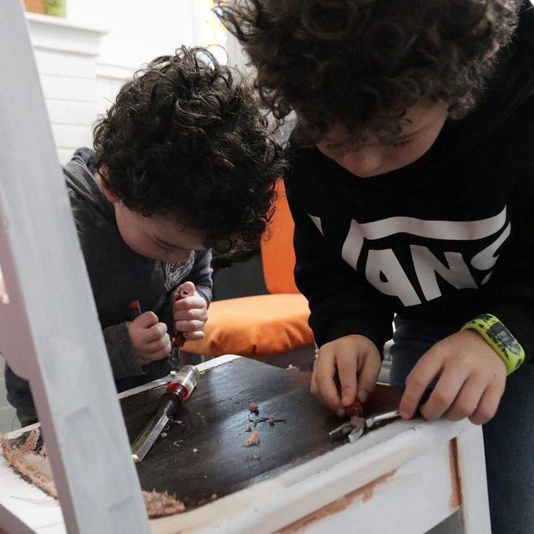 построила дом чтобы не брать ипотеку, собственный дом за 10000 долларов, женщина построила дом, построила дом для себя и детей