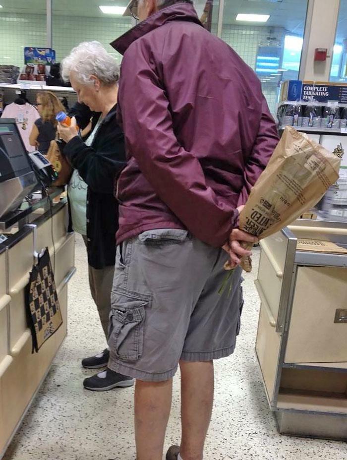 Если вы думаете, что мир — это ужасное место, то эти 25 фотографий изменят ваше мнение на этой планете ещё случаются хорошие вещи