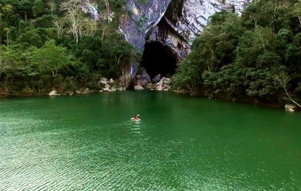 пещера Tham Khoun Xe, подземная река Xe Bang Fai, самая большая подземная ркеа