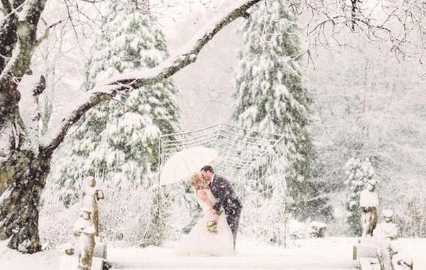 свадебная фотосессия в зимней сказке, свадебная фотосессия метель