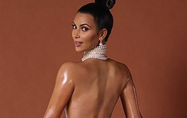 Ким Кардашьян на обложке журнала Paper, голый зад Ким Кардашьян, Ким Кардашьян снялась с голой задницей