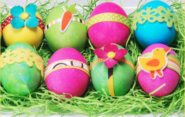 Как покрасить яйца к Пасхе с помощью натуральных красителей