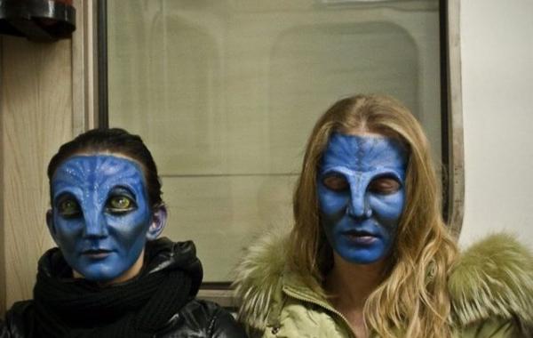 странные люди в метро чудаки в общественном транспорте 