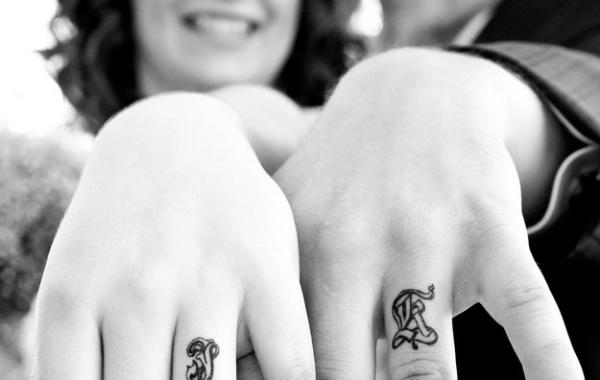 парные татуировки, обручальные кольца, татуировки вместо колец