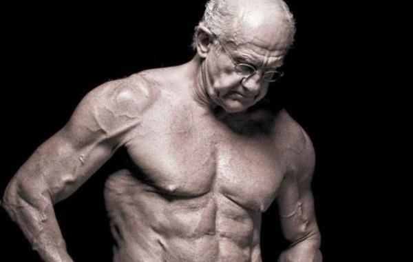 Джеффри Лайф - 72-летний бодибилдер