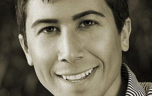 Игорь Булгачев,парень превратился в девушку