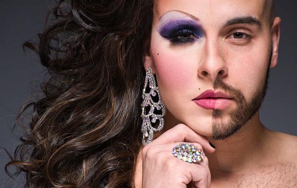 Трансвеститы, макияж, пол лица, наполовину