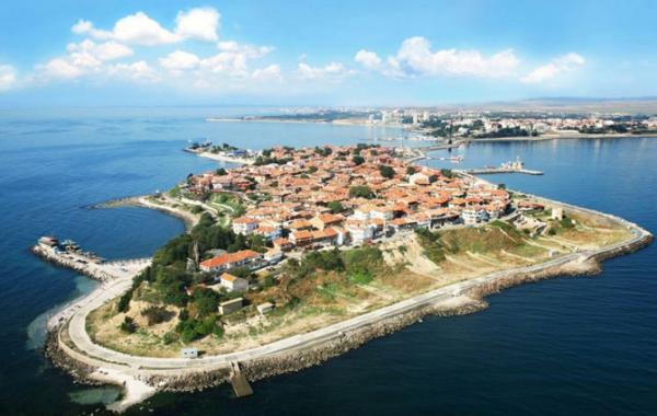 Города острова