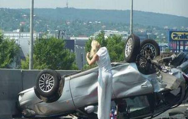 женщина за рулём