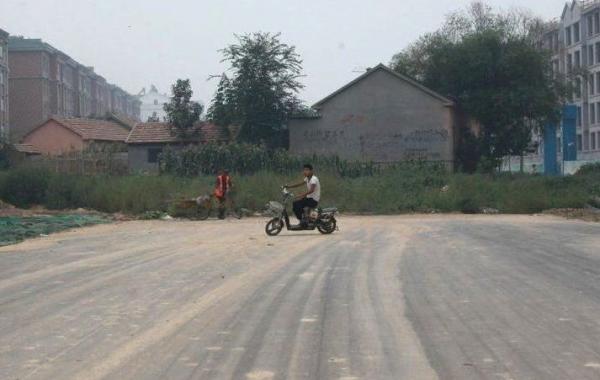 Китаец отказался продавать свою ферму под снос и вот что из этого получилось