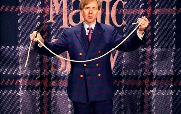 фокусы с верёвкой, Мак Кинг, Mac King