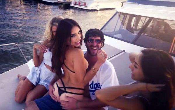 эпичное рэп видео не потратив ни цента,$ave Dat Money, Lil Dicky, Дэвид Берд,  David Burd, снять клип рэп бесплатно, снять рэп клип не тратив деньги