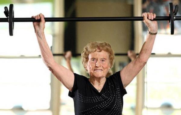 крутые бабули бабушка спорт йога